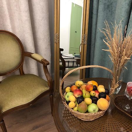 Apartments Margarita Тбилиси Екстериор снимка